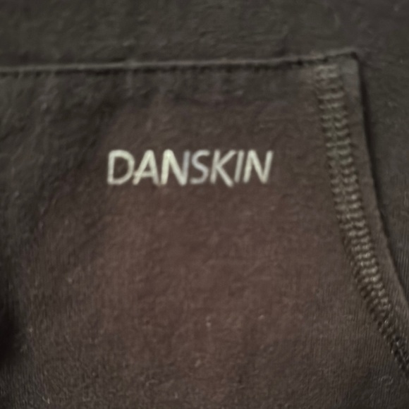 Danskin Black Full-Zip Jacket - Picture 3 of 6